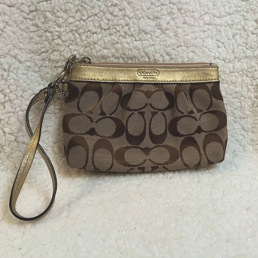 Pre-Owned Coach Signature Wristlet With Gold Leather Trim